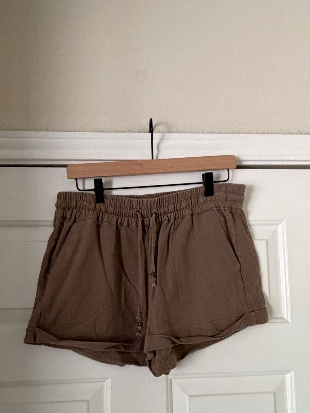 Love Tree Mocha Brown Linen Blend Short